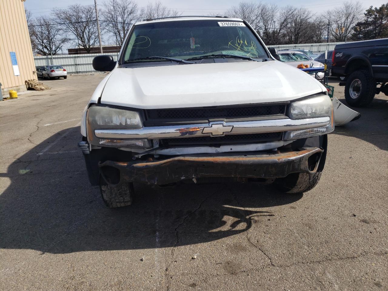 Photo 9 from auction – 2003 CHEVROLET TRAILBLAZE with VIN 1GNDS13S132241466
