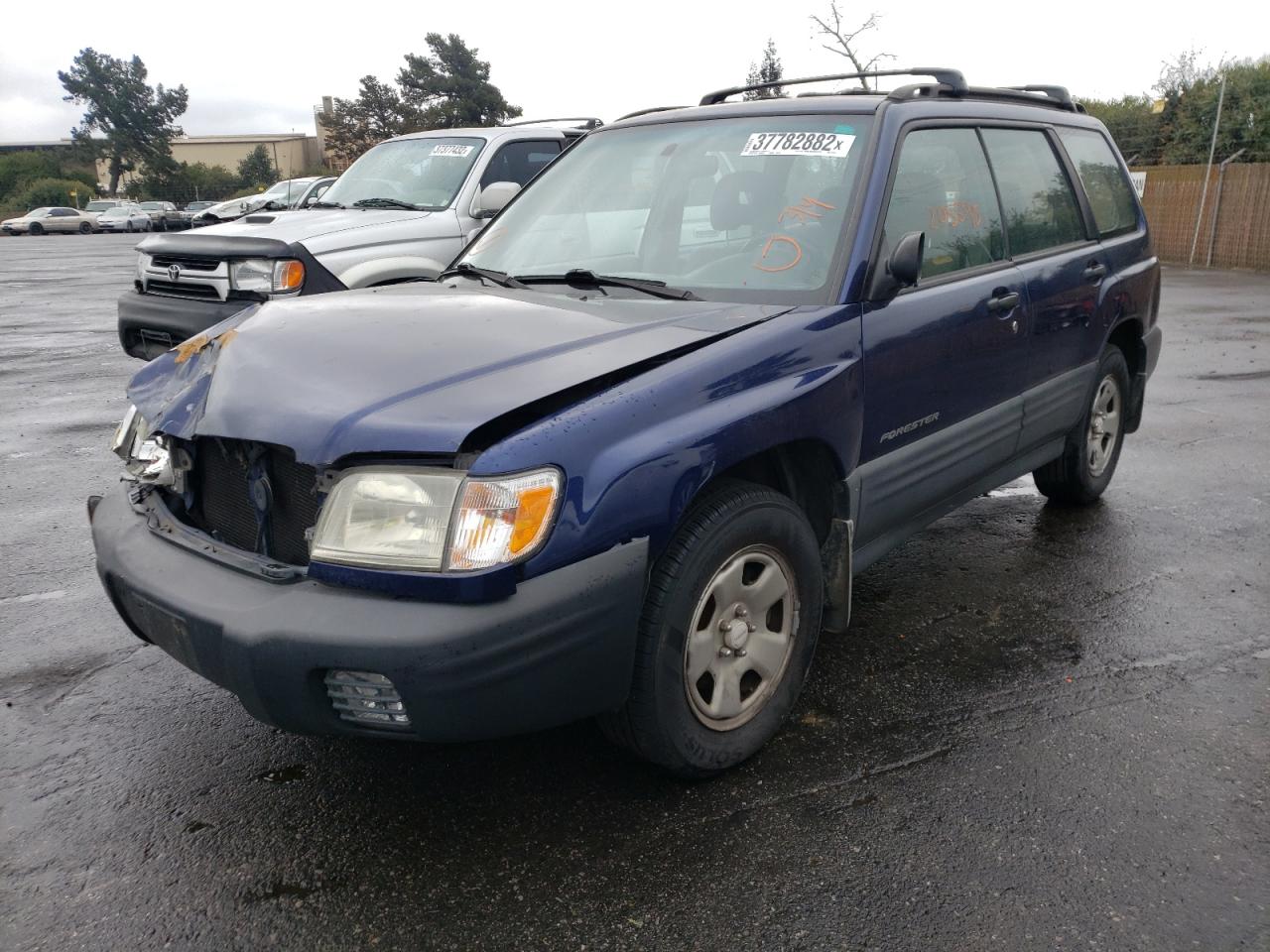 Photo 2 from auction – 2002 SUBARU FORESTER L with VIN JF1SF635X2H714441
