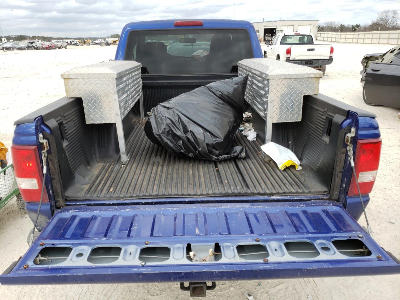 Photo 6 from auction – 2004 FORD RANGER SUP with VIN 1FTYR14U94PB33896