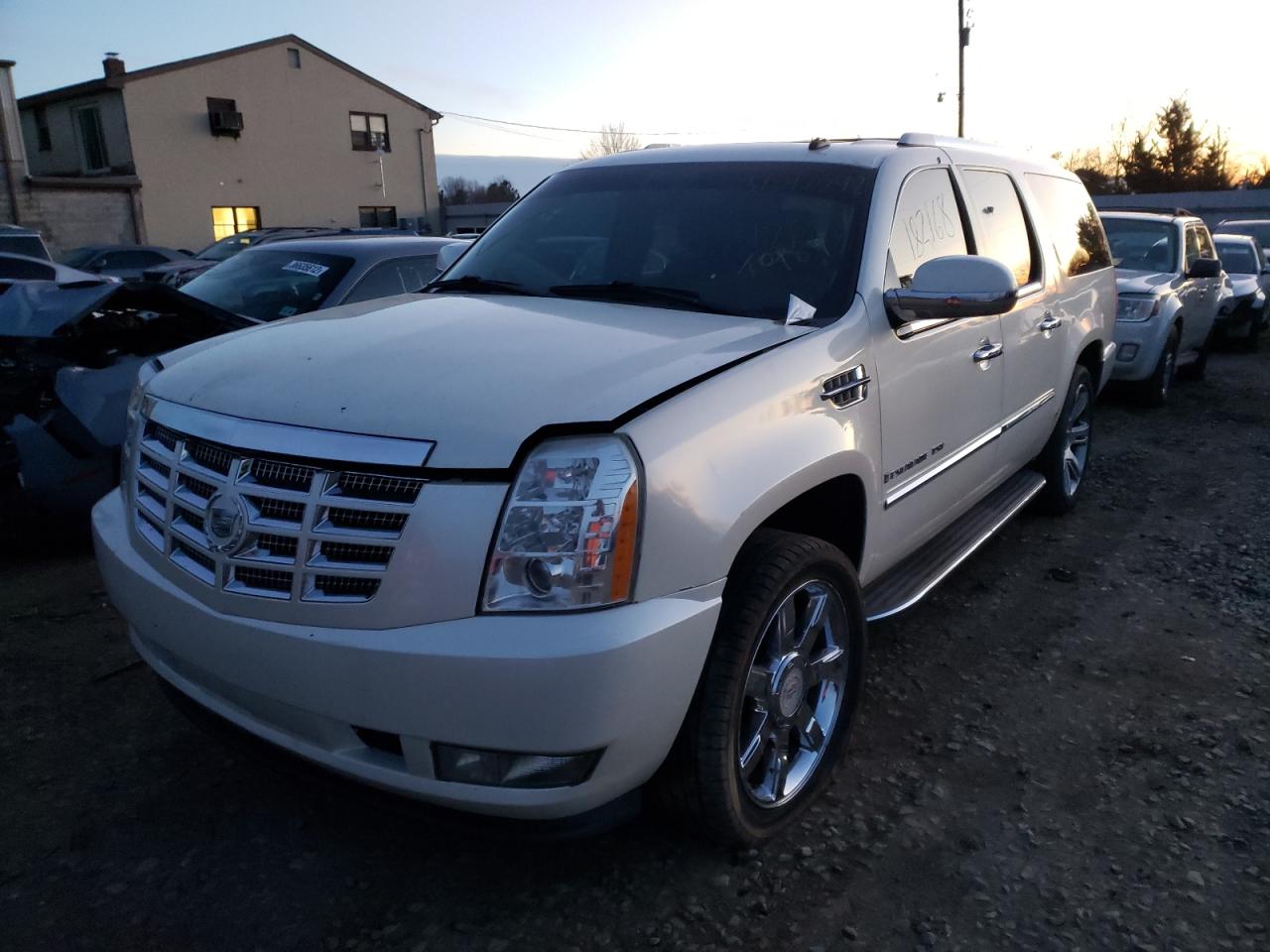 Photo 2 from auction – 2009 CADILLAC ESCALADE E with VIN 1GYFK26229R177984