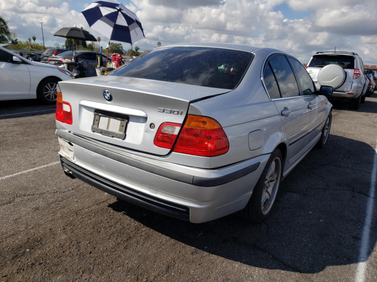 Photo 4 from auction – 2001 BMW 330 I with VIN WBAAV534X1FJ66930