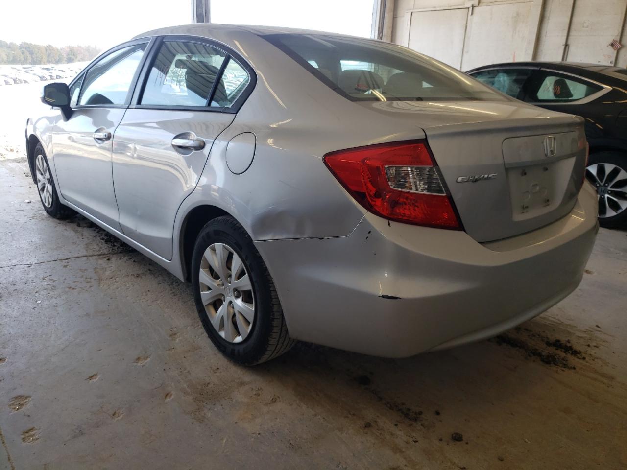 Photo 3 from auction – 2012 HONDA CIVIC LX with VIN 19XFB2F51CE107539