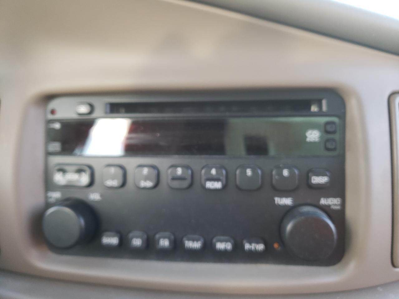 Photo 9 from auction – 2004 BUICK CENTURY CU with VIN 2G4WS52J741201276