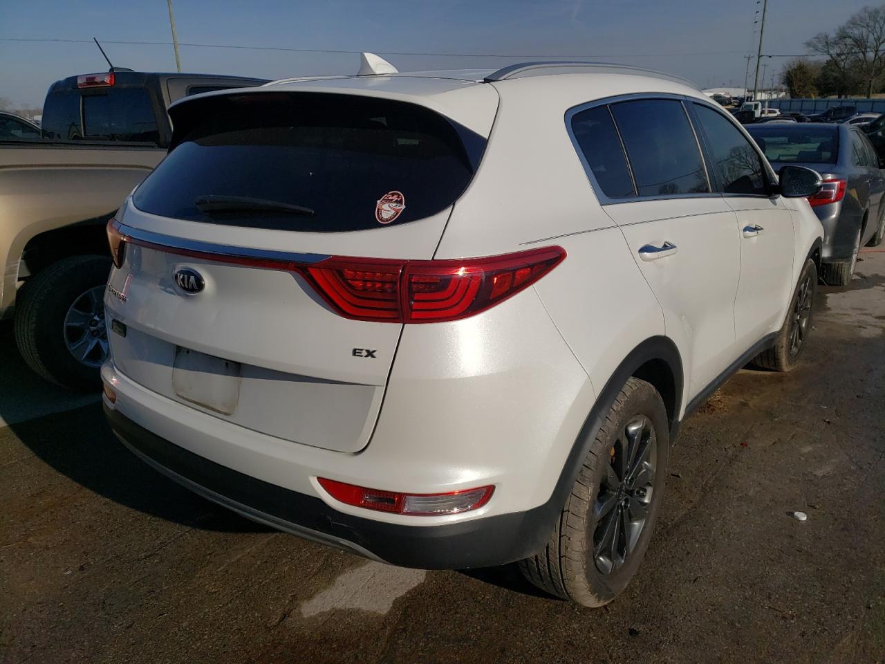 Photo 4 from auction – 2018 KIA SPORTAGE E with VIN KNDPN3AC2J7427618