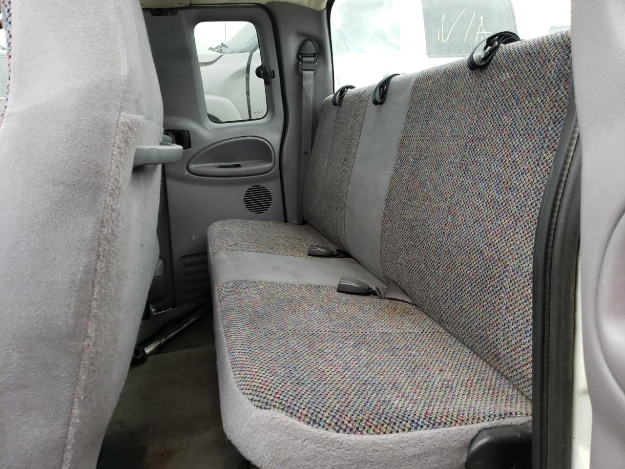 Photo 6 from auction – 2002 DODGE RAM 2500 with VIN 3B7KC23602M303033