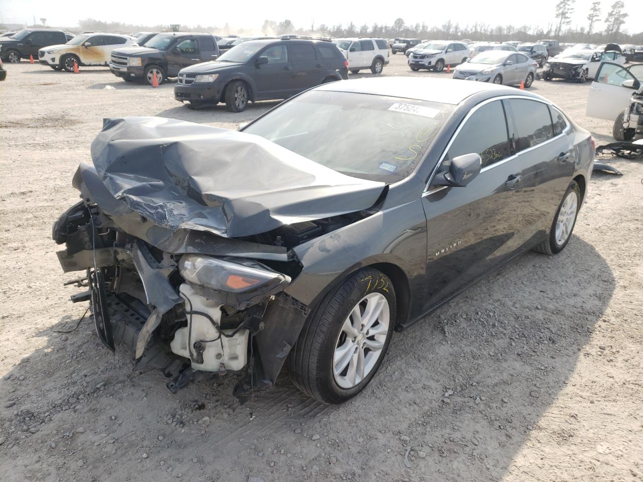 Photo 2 from auction – 2017 CHEVROLET MALIBU LT with VIN 1G1ZE5ST7HF235302