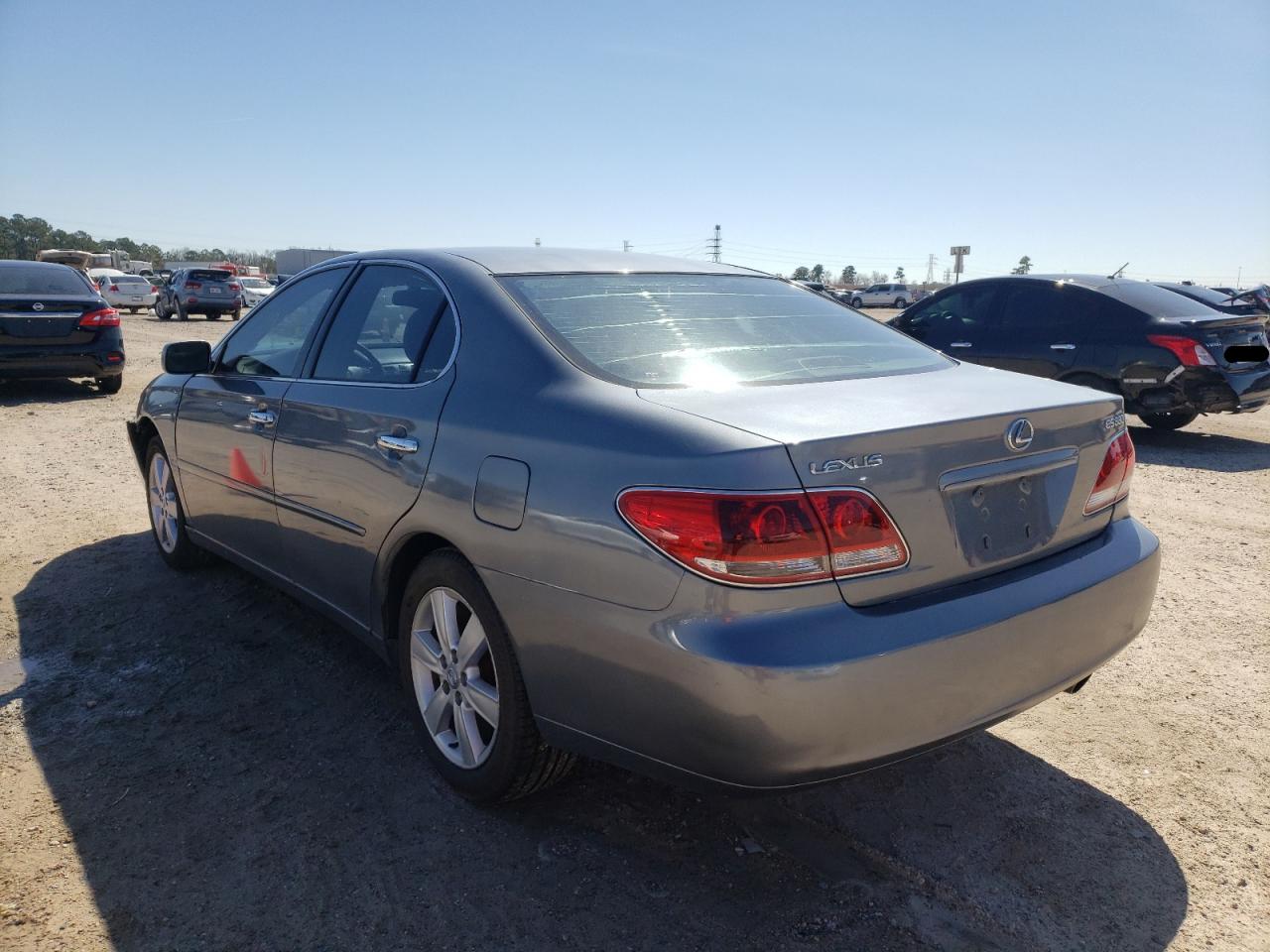 Photo 3 from auction – 2005 LEXUS ES 330 with VIN JTHBA30G455137844