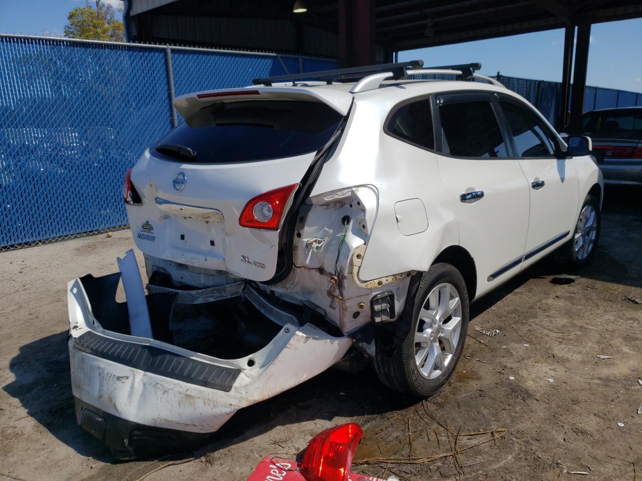 Photo 4 from auction – 2011 NISSAN ROGUE S with VIN JN8AS5MV2BW269333