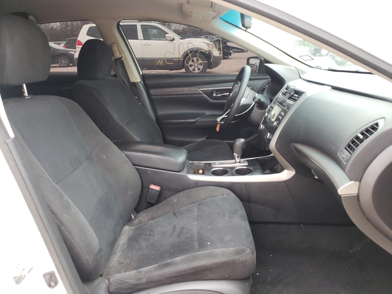 Photo 5 from auction – 2015 NISSAN ALTIMA 2.5 with VIN 1N4AL3AP2FN903549