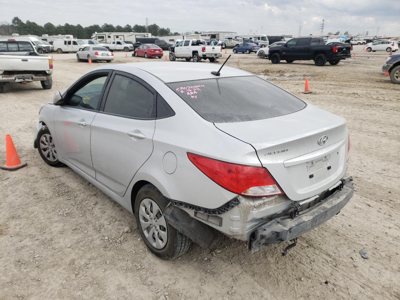 Photo 3 from auction – 2016 HYUNDAI ACCENT SE with VIN KMHCT4AE7GU159957