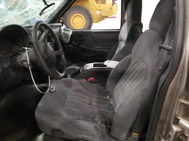 Photo 5 from auction – 2000 CHEVROLET BLAZER with VIN 1GNDT13W4YK203575