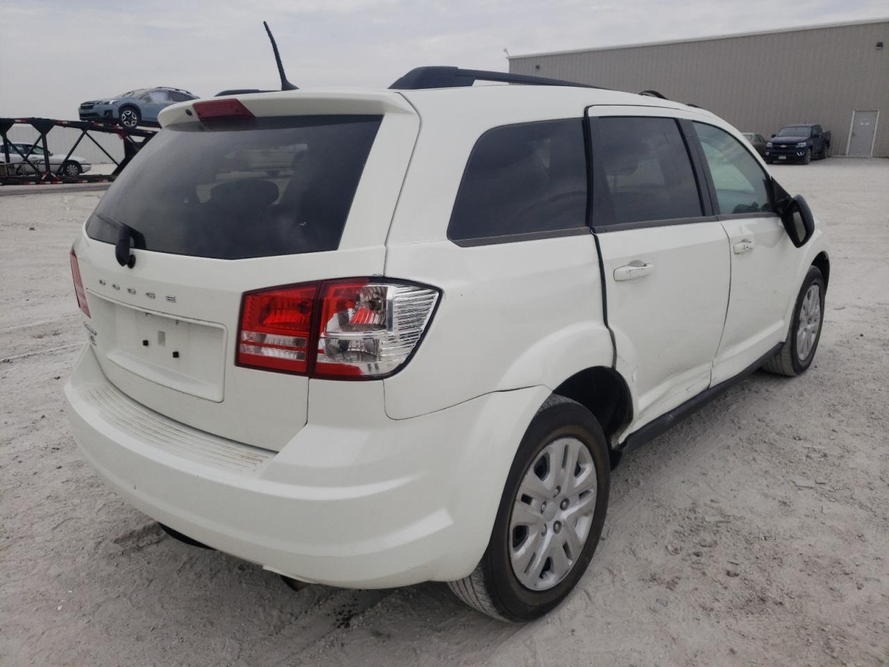Photo 4 from auction – 2019 DODGE JOURNEY SE with VIN 3C4PDCAB9KT870436