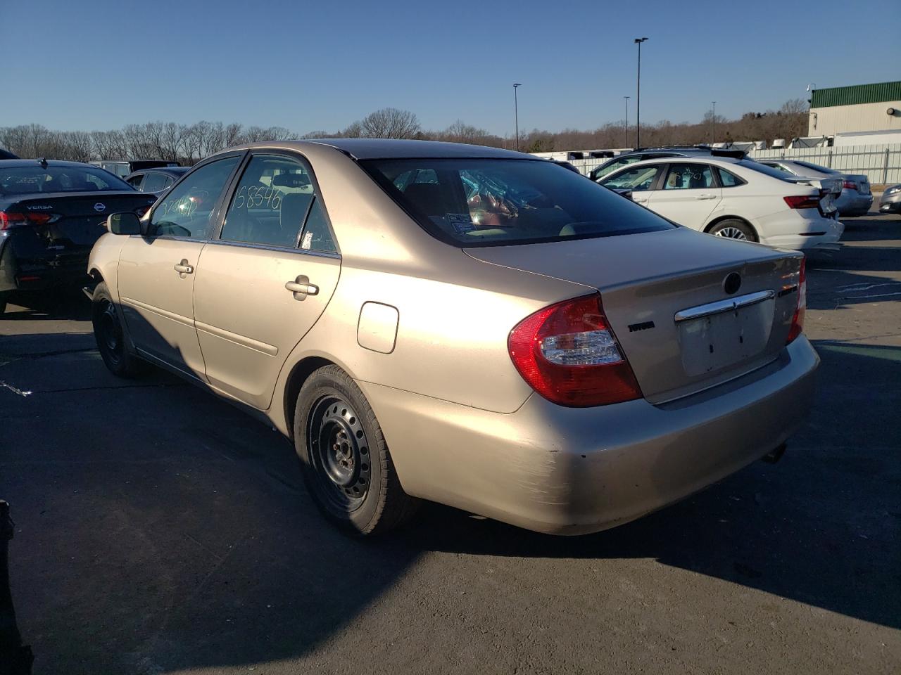 Photo 3 from auction – 2002 TOYOTA CAMRY LE with VIN 4T1BE32K62U005401
