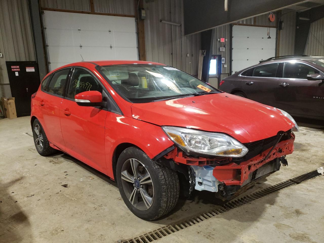 FORD FOCUS SE 2014 with VIN 1FADP3K27EL142905 - Photo from auction