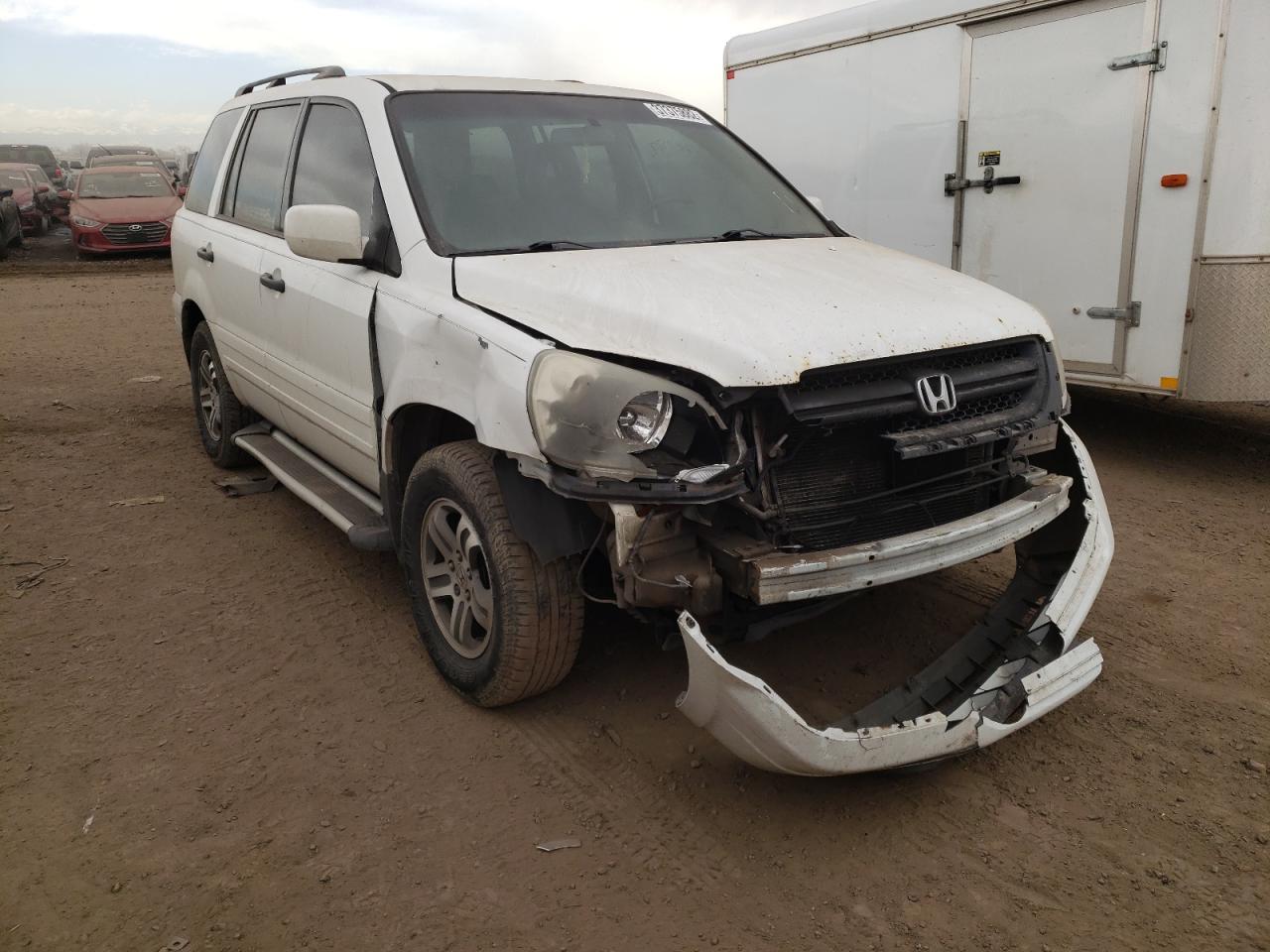 HONDA PILOT EXL 2004 with VIN 2HKYF18514H618007 - Photo from auction