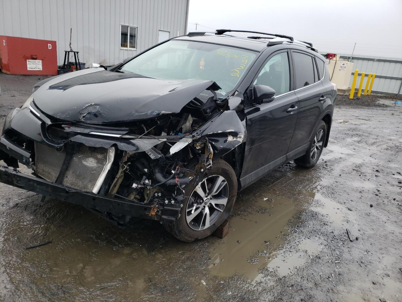 Photo 2 from auction – 2016 TOYOTA RAV4 XLE with VIN 2T3RFREV9GW524753