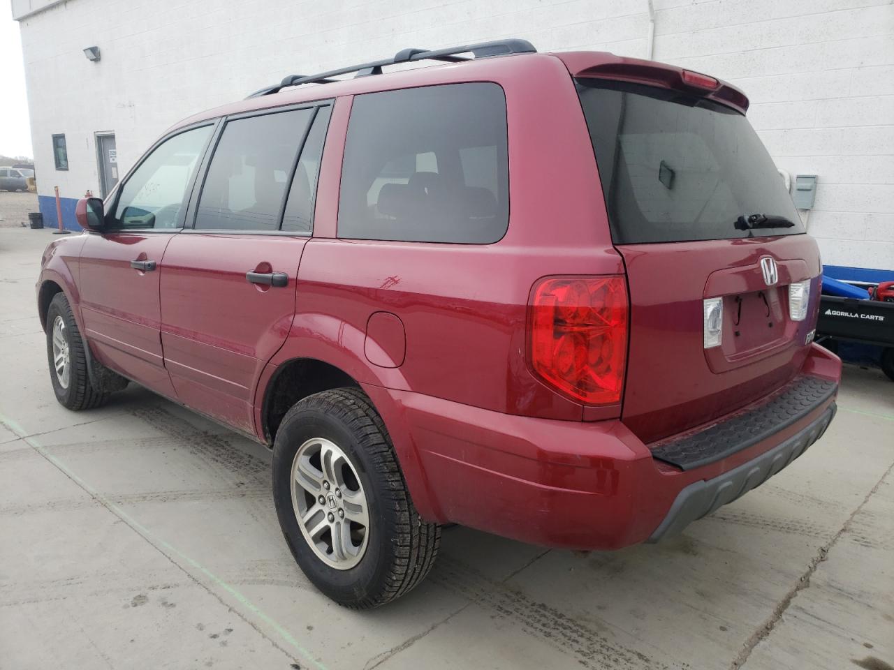 Photo 3 from auction – 2004 HONDA PILOT EXL with VIN 2HKYF18584H581585