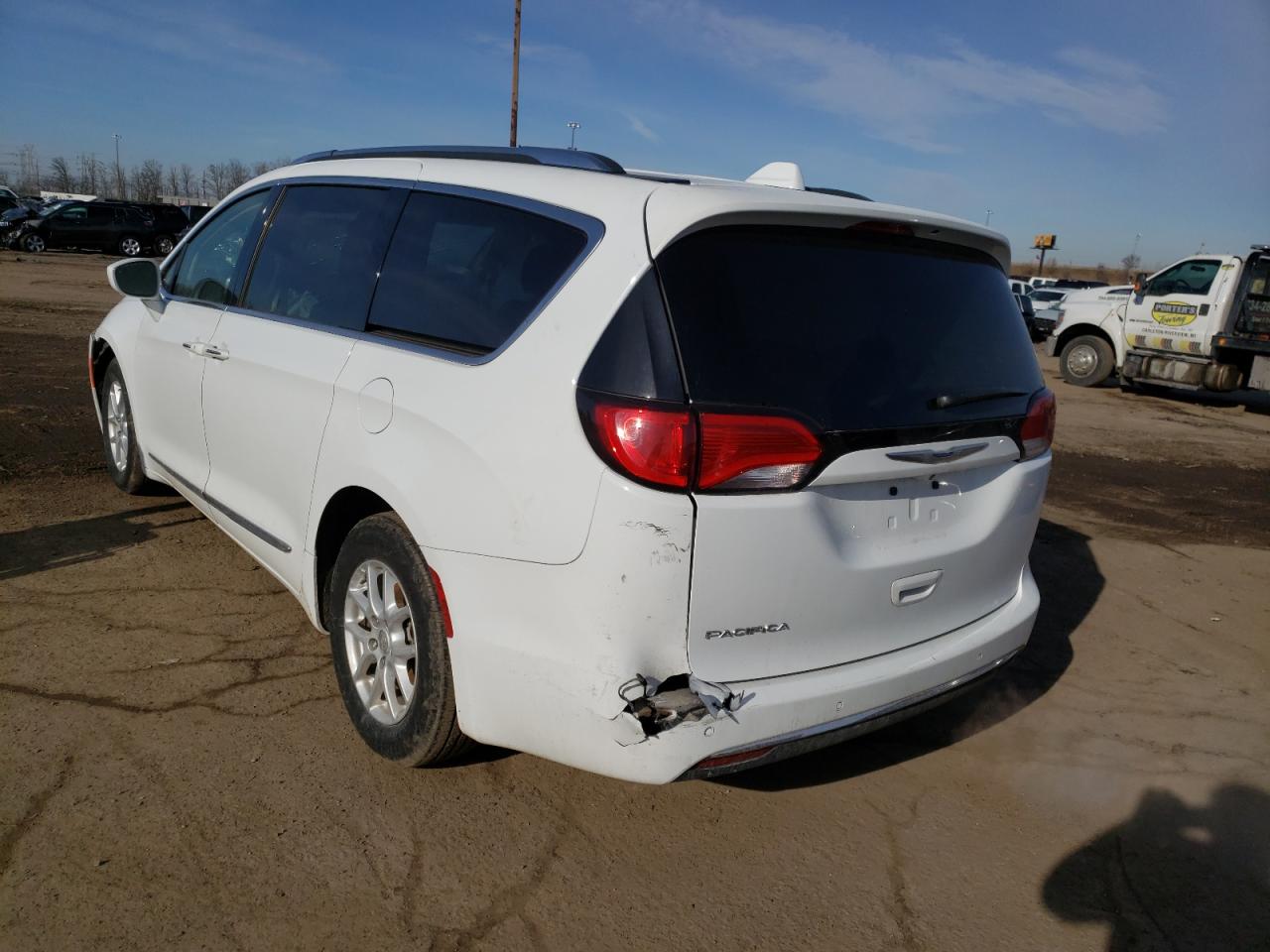 Photo 3 from auction – 2020 CHRYSLER PACIFICA T with VIN 2C4RC1BG4LR172685