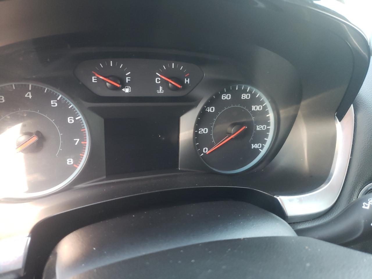 Photo 8 from auction – 2018 CHEVROLET TRAVERSE L with VIN 1GNERFKW1JJ222176