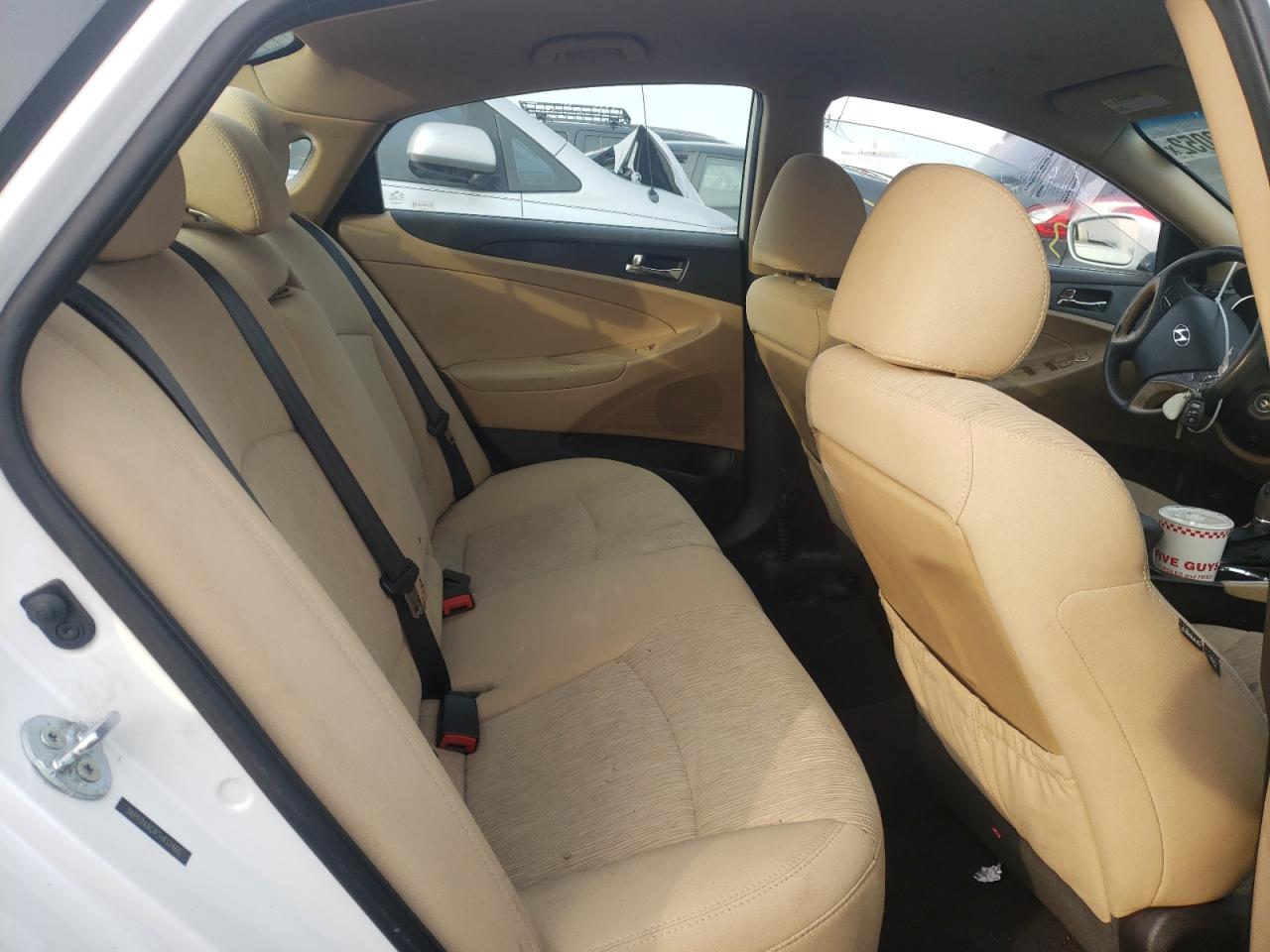 Photo 6 from auction – 2012 HYUNDAI SONATA GLS with VIN 5NPEB4AC4CH437460