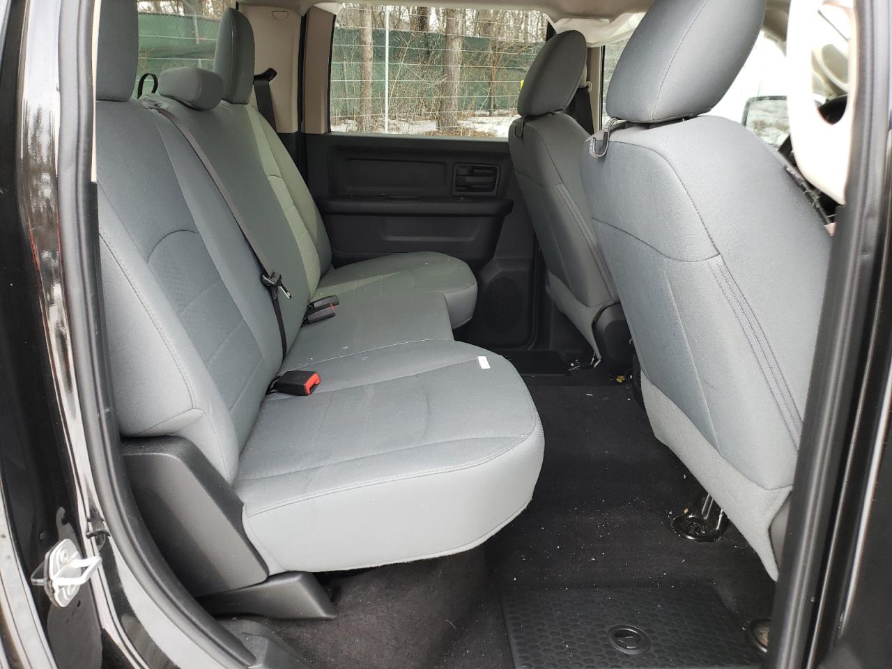 Photo 6 from auction – 2017 RAM 1500 ST with VIN 3C6RR7KT6HG742933