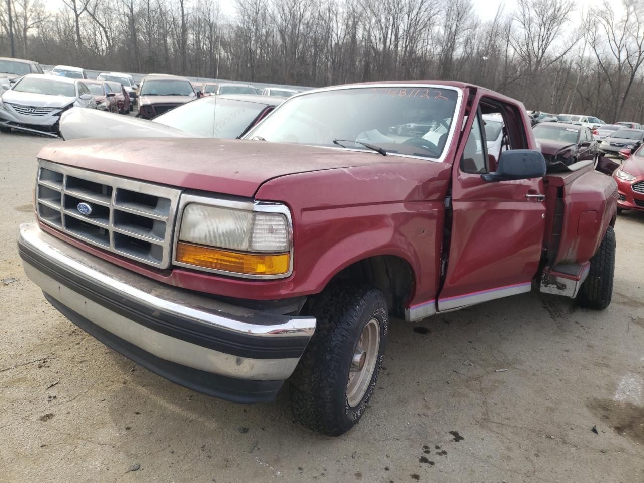 Photo 2 from auction – 1993 FORD F150 with VIN 1FTCF15N7PKB39675