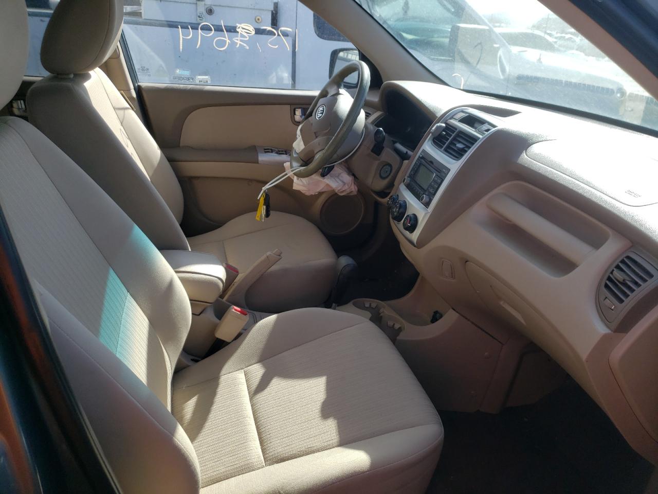 Photo 5 from auction – 2010 KIA SPORTAGE with VIN KNDKGCA39A7670184
