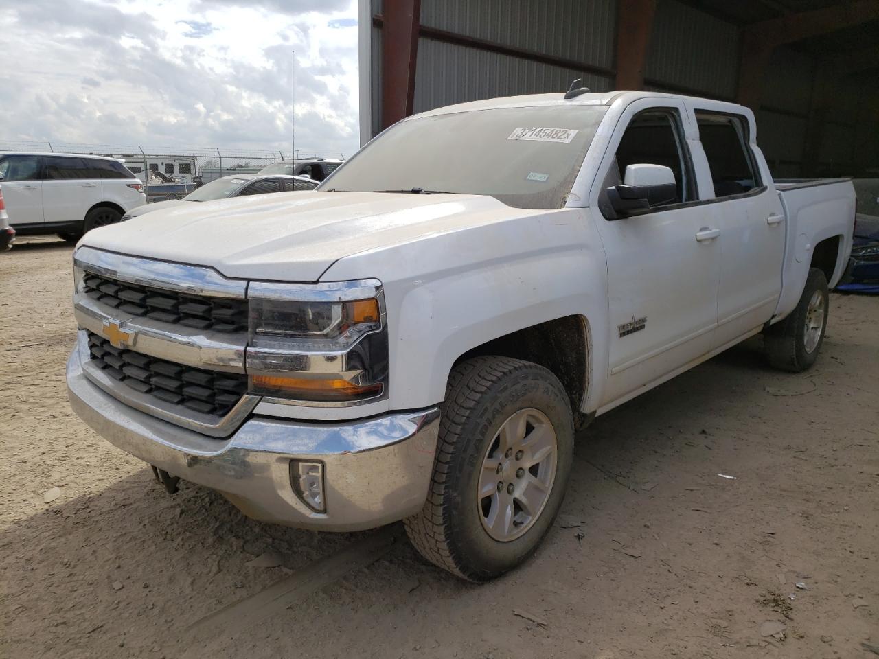 Photo 2 from auction – 2018 CHEVROLET SILVERADO with VIN 3GCUCRER6JG285286