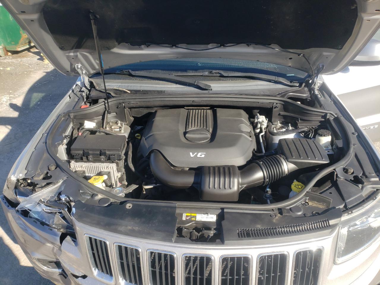 Photo 7 from auction – 2014 JEEP GRAND CHER with VIN 1C4RJFAG1EC361925