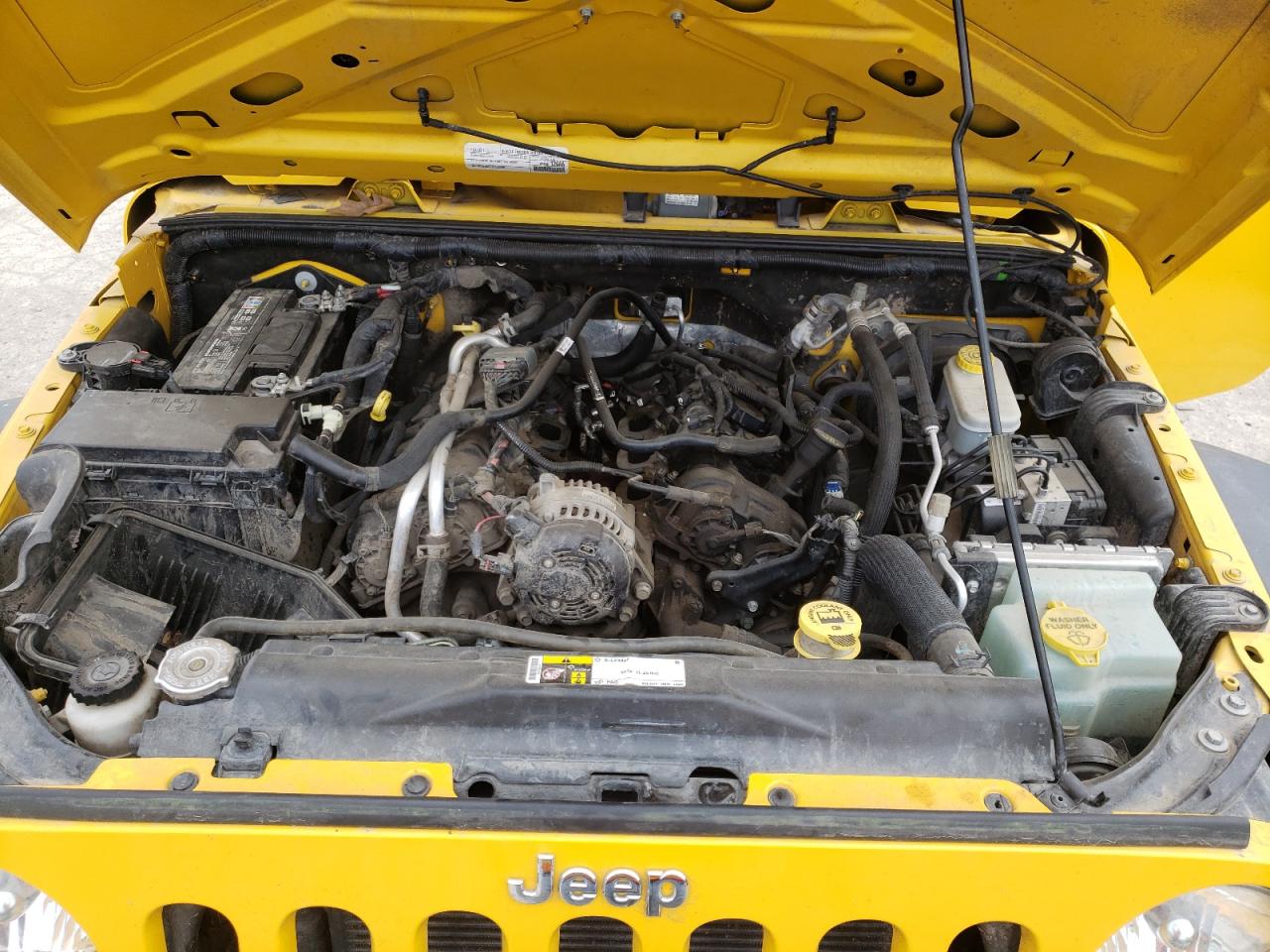 Photo 7 from auction – 2015 JEEP WRANGLER U with VIN 1C4BJWDG5FL698712