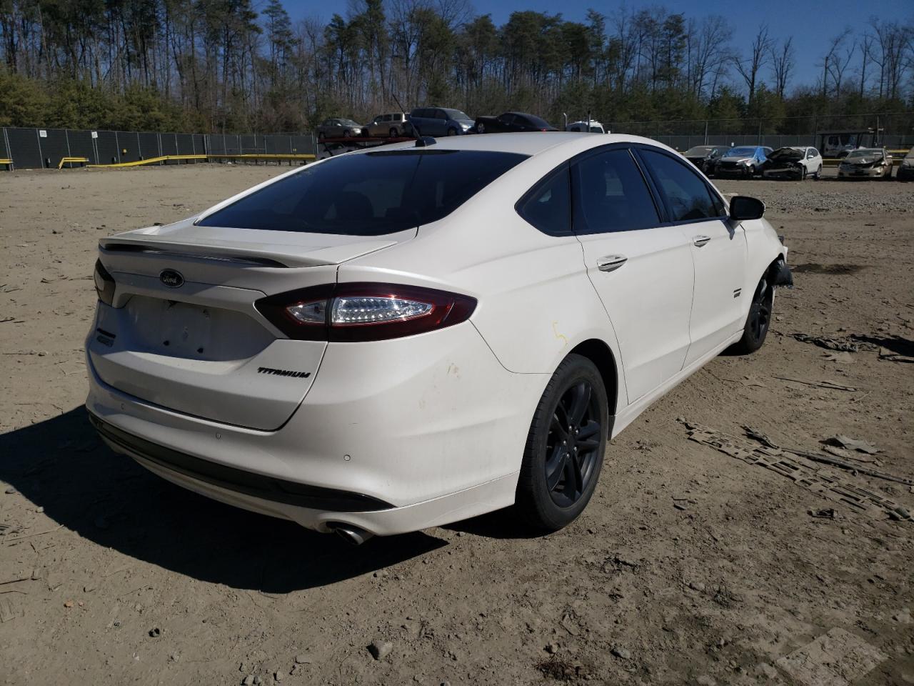 Photo 4 from auction – 2016 FORD FUSION TIT with VIN 3FA6P0SU3GR381154