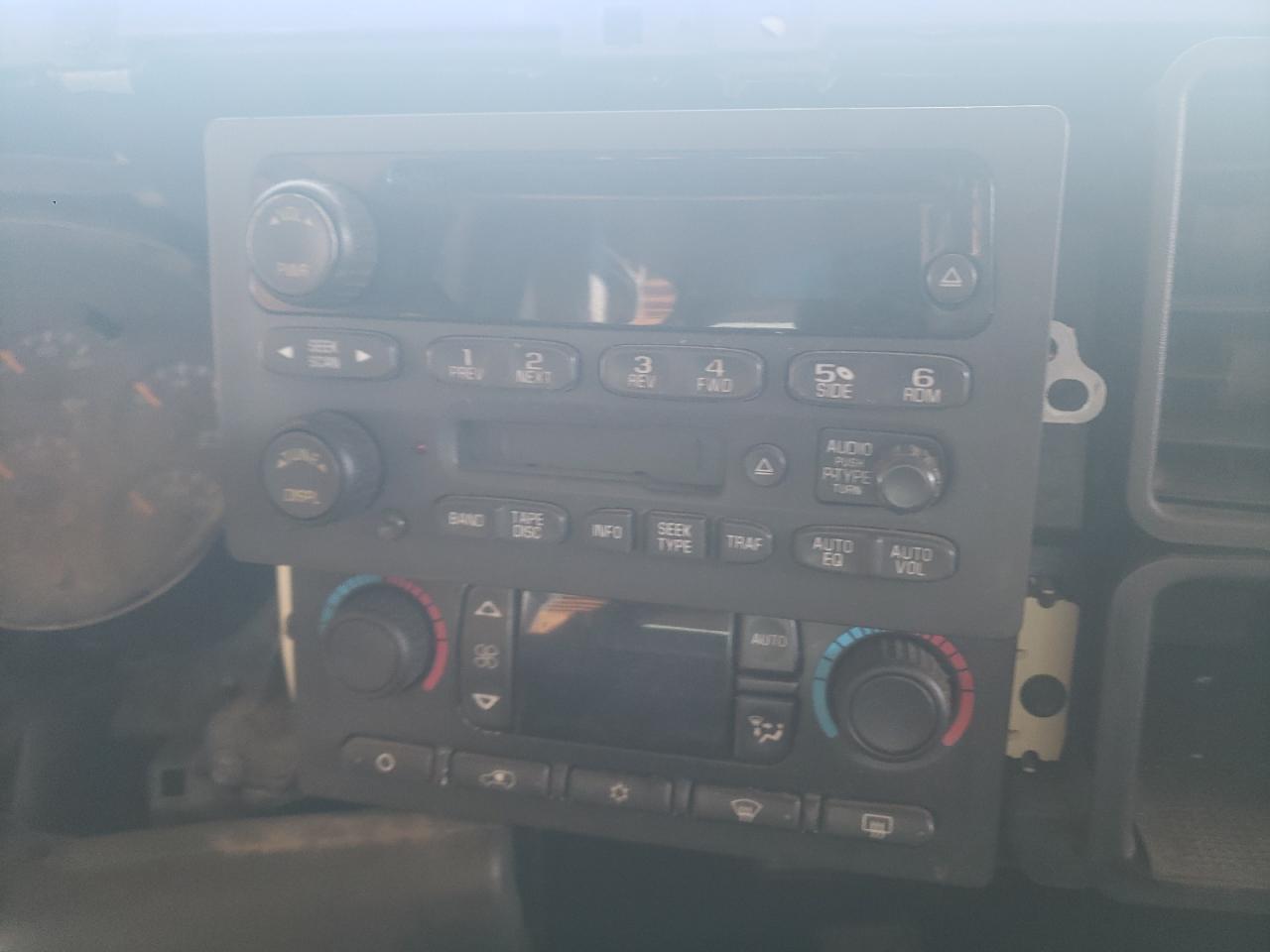 Photo 9 from auction – 2004 GMC SIERRA K25 with VIN 1GTHK23244F260989