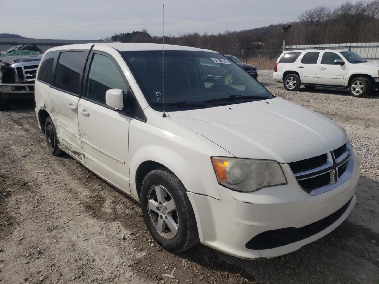 DODGE GRAND CARA 2013 with VIN 2C4RDGCG8DR521492 - Photo from auction