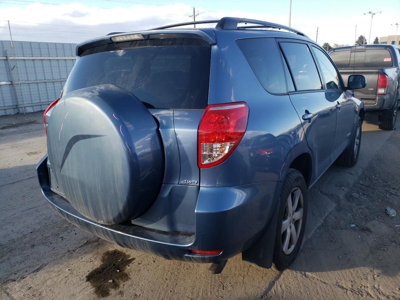 Photo 4 from auction – 2008 TOYOTA RAV4 LIMIT with VIN JTMBK31V285041713