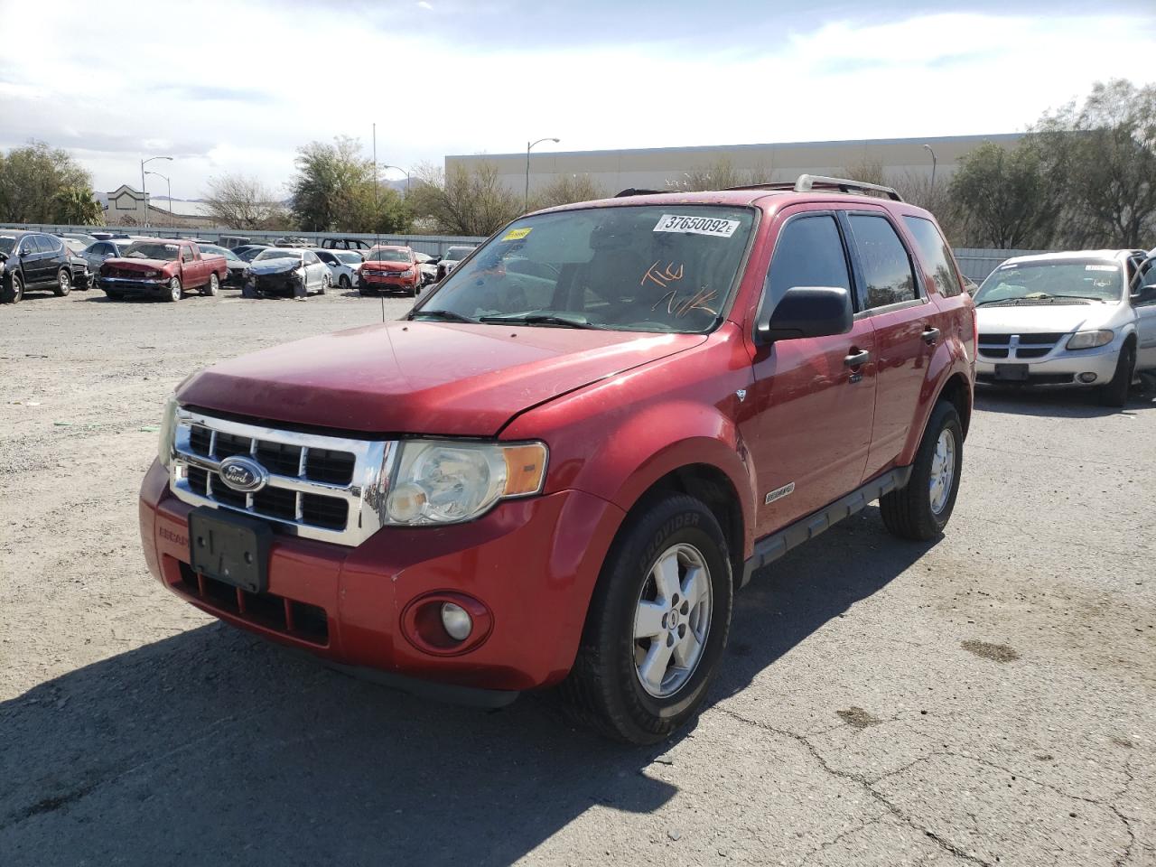 Photo 2 from auction – 2008 FORD ESCAPE XLT with VIN 1FMCU031X8KD67912