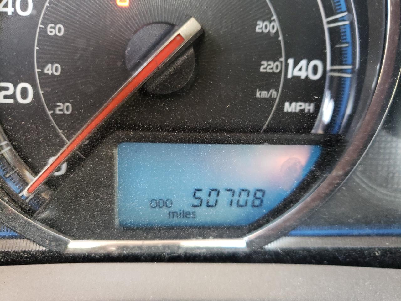 Photo 8 from auction – 2015 TOYOTA RAV4 LIMIT with VIN 2T3YFREV3FW213300