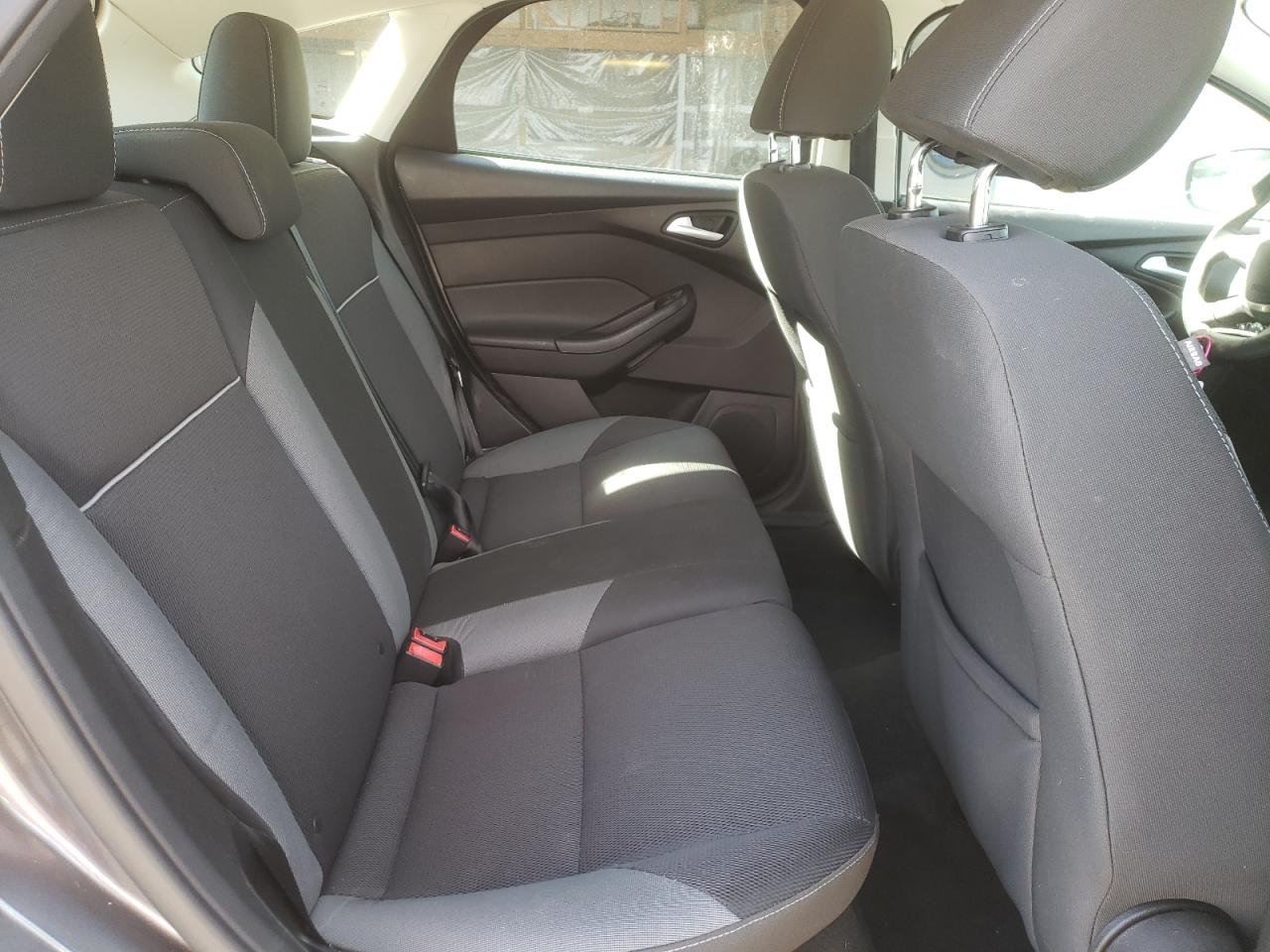 Фото 6 с аукциона – 2014 FORD FOCUS SE с VIN 1FADP3K20EL203530