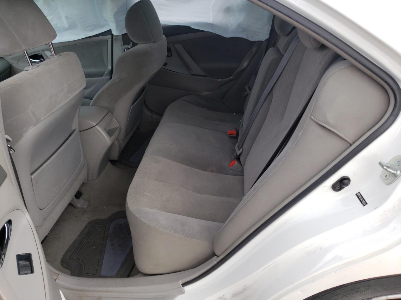Photo 6 from auction – 2007 TOYOTA CAMRY CE with VIN 4T1BE46KX7U622047