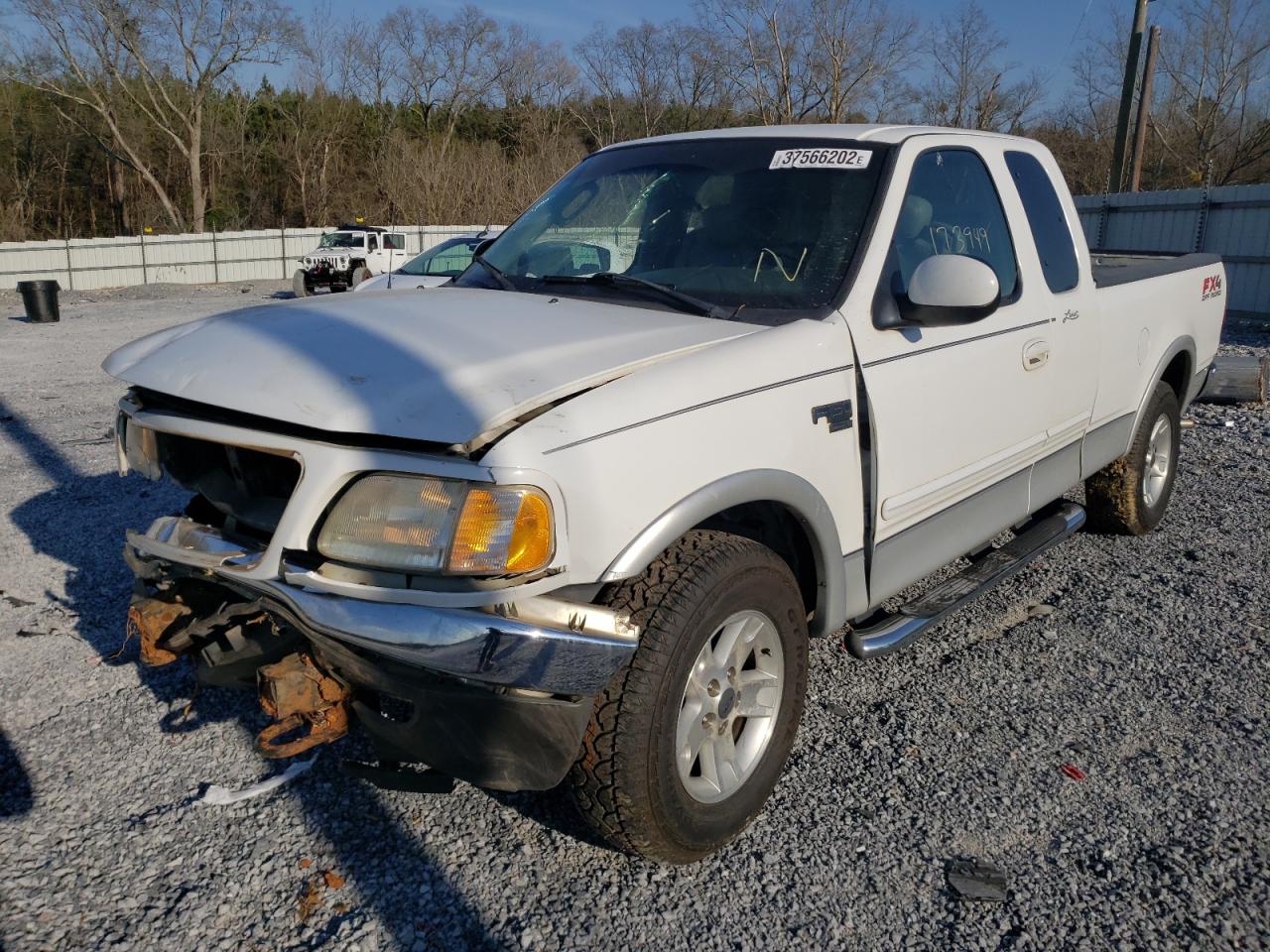 Photo 2 from auction – 2003 FORD F150 with VIN 1FTRX18L33NA54262