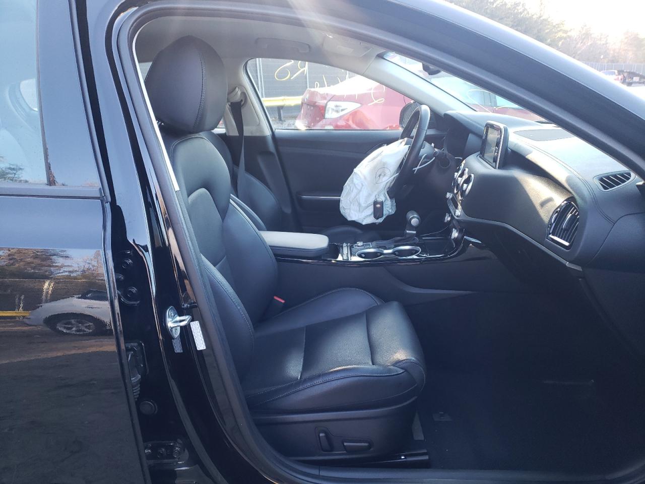 Photo 5 from auction – 2018 KIA STINGER with VIN KNAE15LA8J6016916