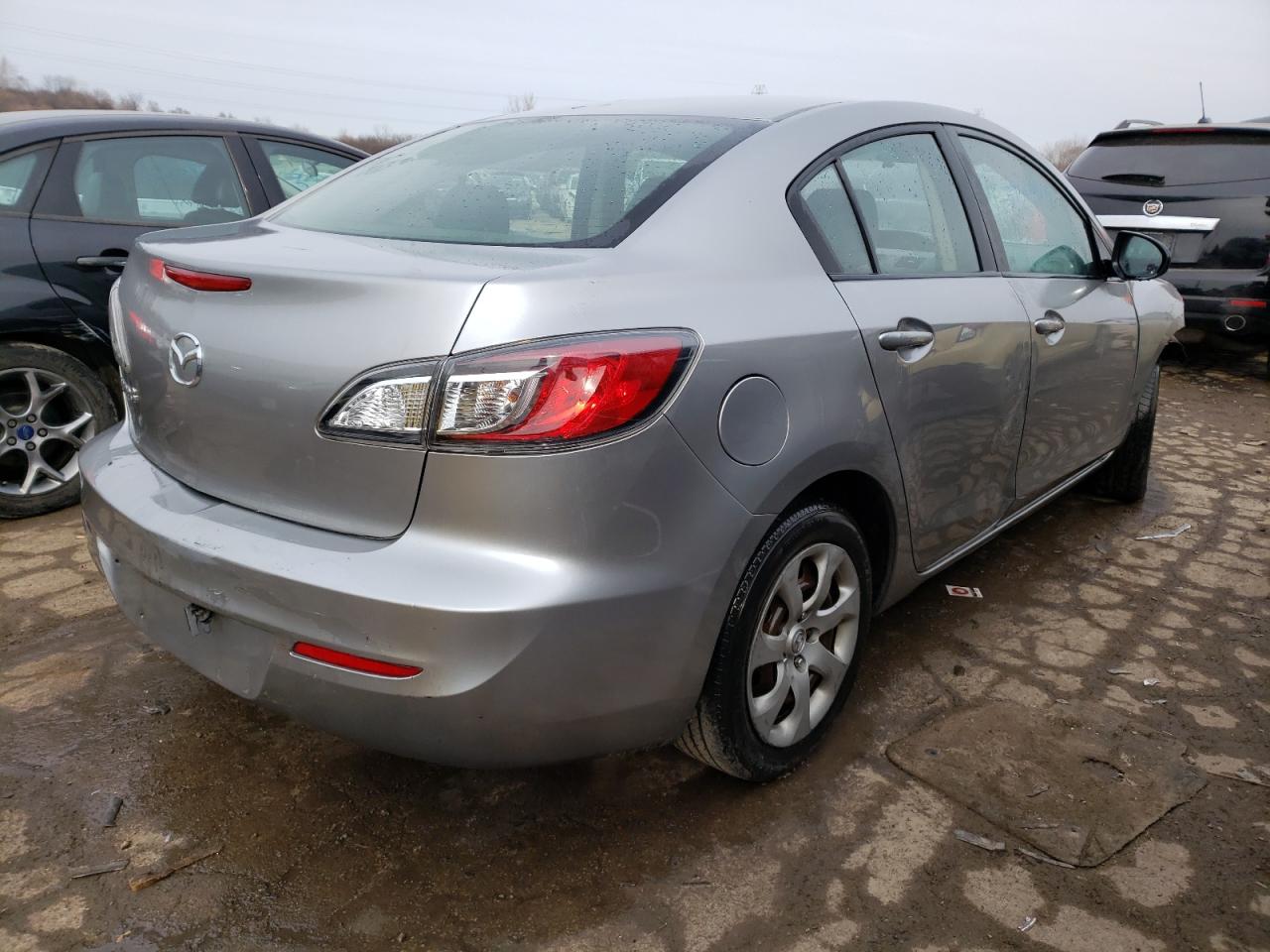 Photo 4 from auction – 2013 MAZDA 3 I with VIN JM1BL1TF8D1763700