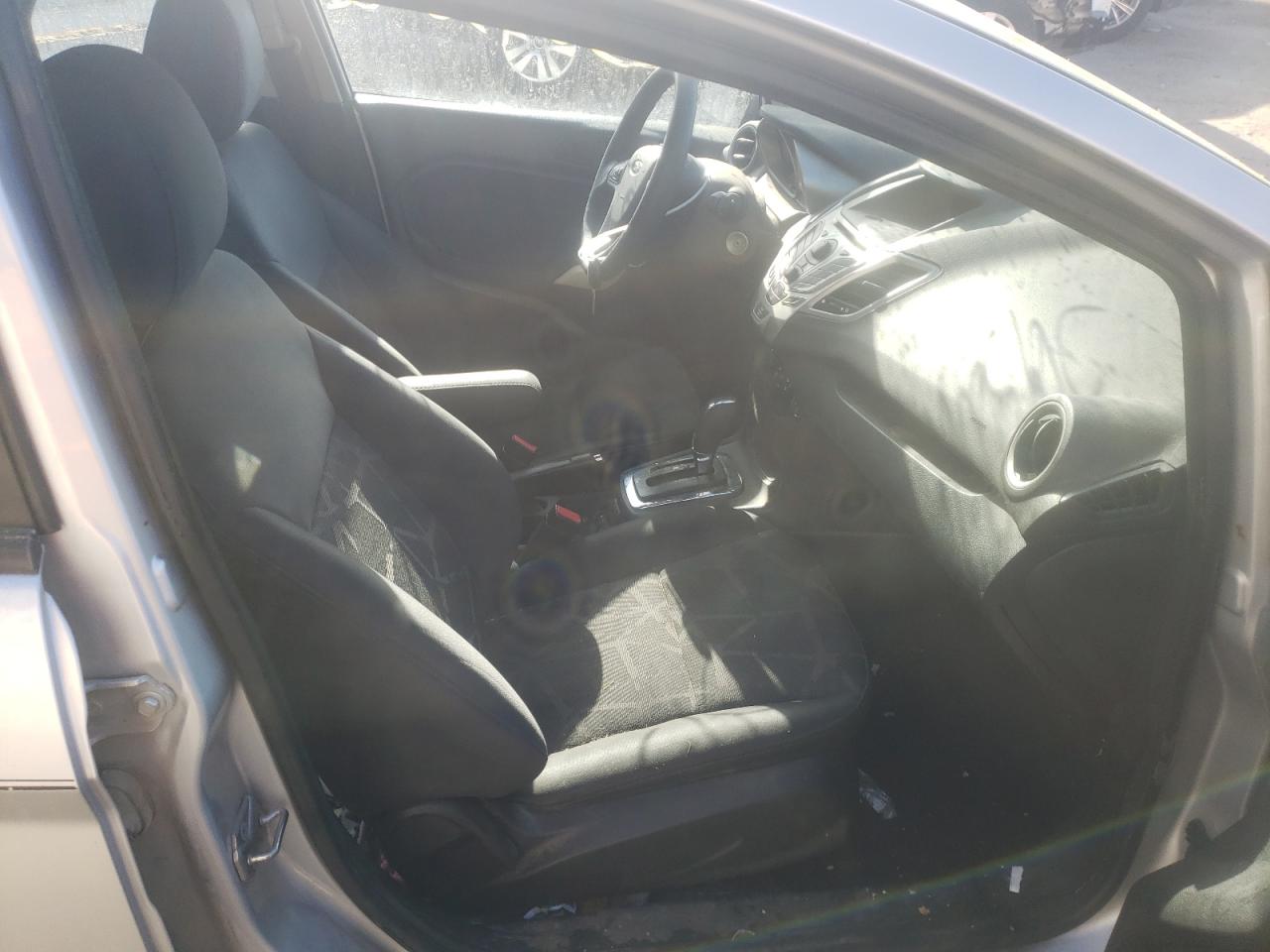 Photo 5 from auction – 2013 FORD FIESTA SE with VIN 3FADP4BJ2DM176356