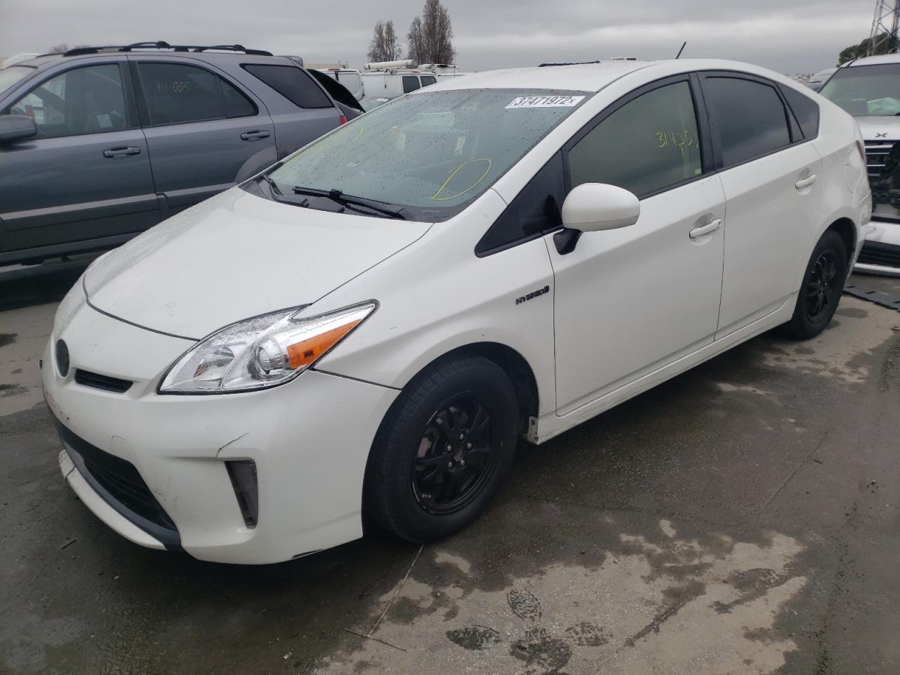 Photo 2 from auction – 2014 TOYOTA PRIUS with VIN JTDKN3DU4E0363949