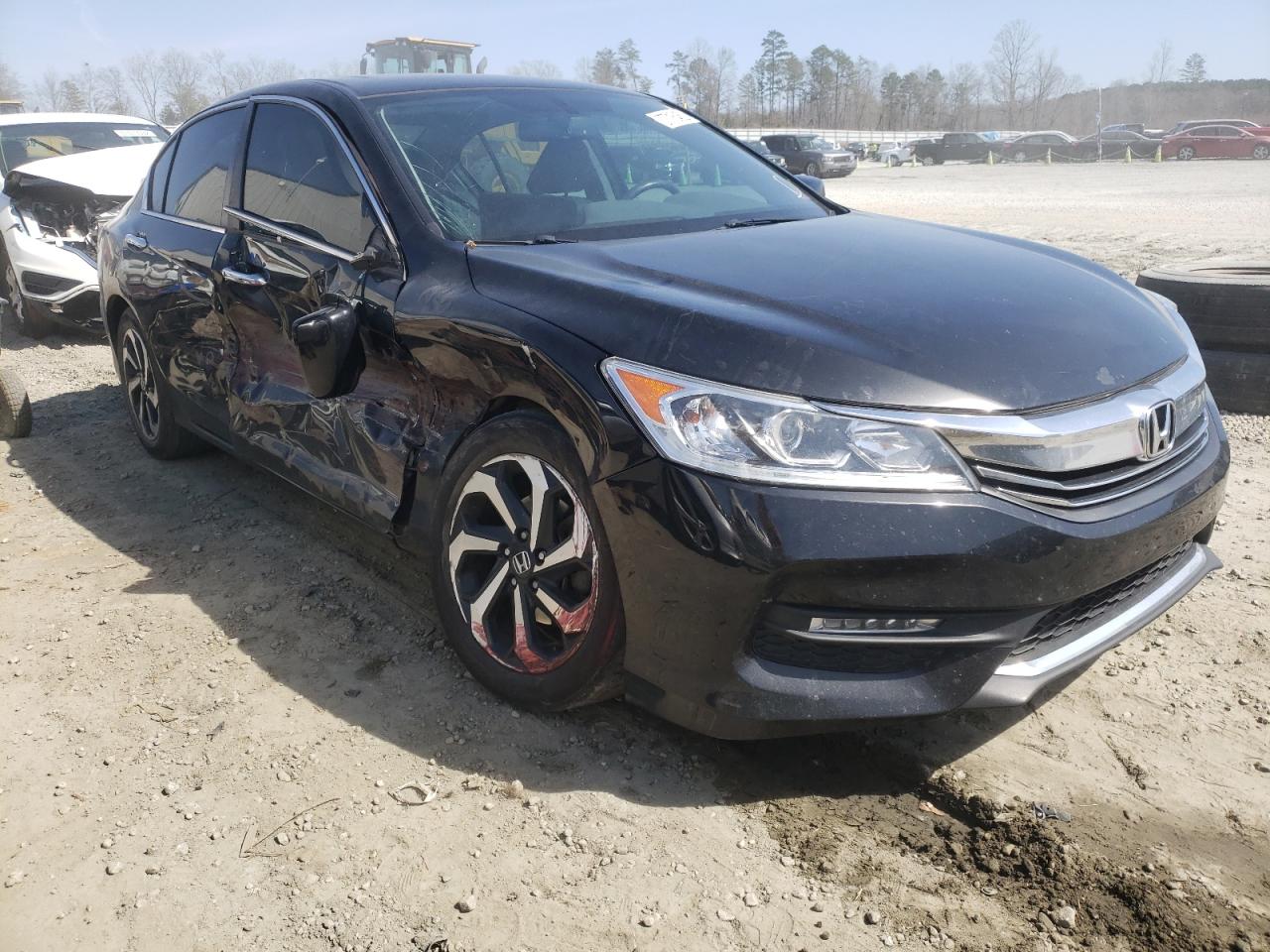 HONDA ACCORD 2016 with VIN 1HGCR2F86GA194504 - Photo from auction