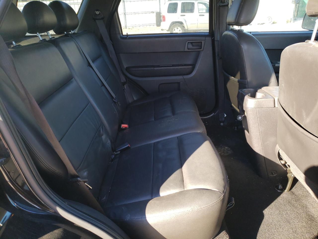 Photo 6 from auction – 2008 FORD ESCAPE XLT with VIN 1FMCU93108KE39026
