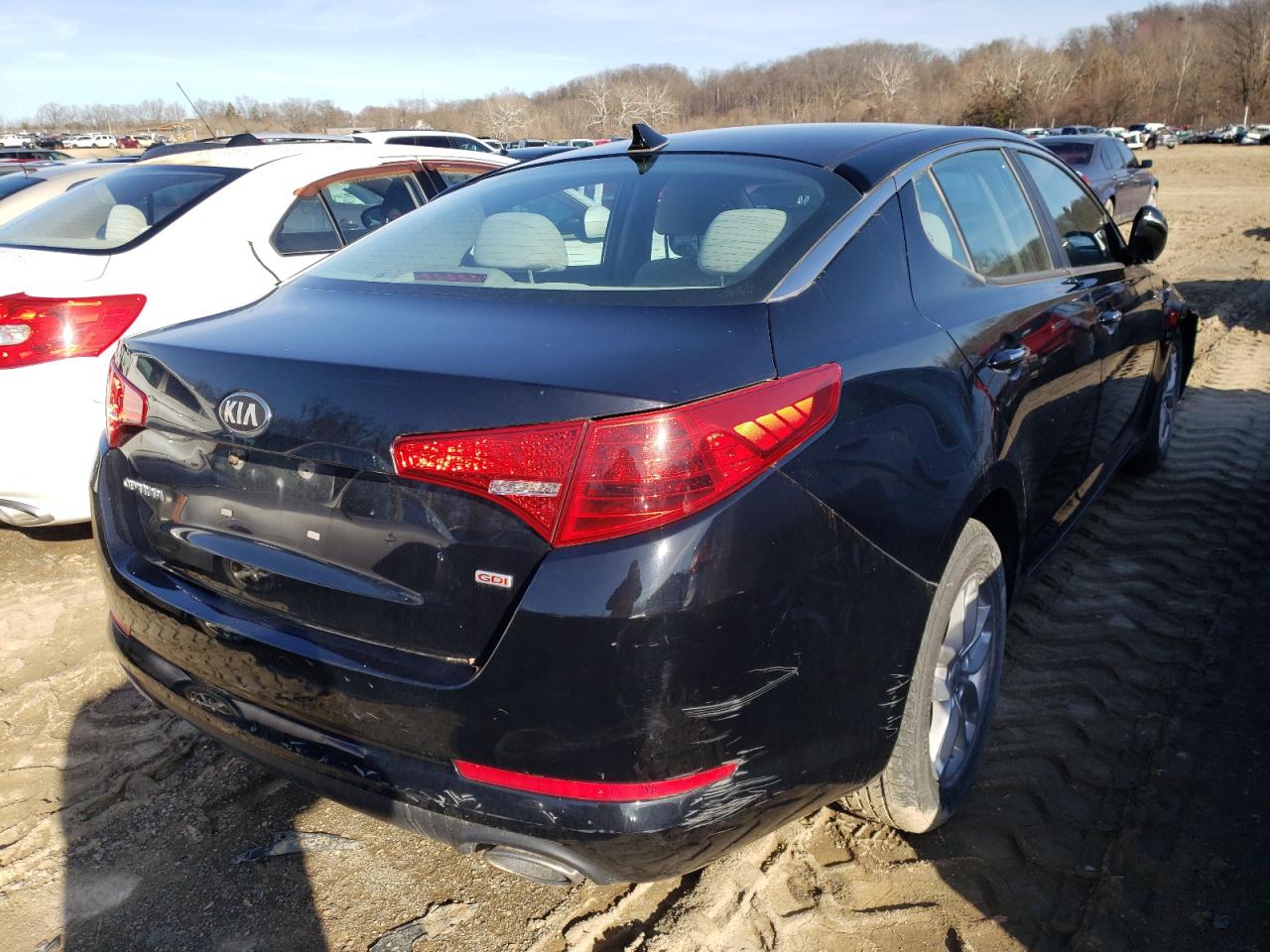 Photo 4 from auction – 2013 KIA OPTIMA LX with VIN 5XXGM4A72DG230553