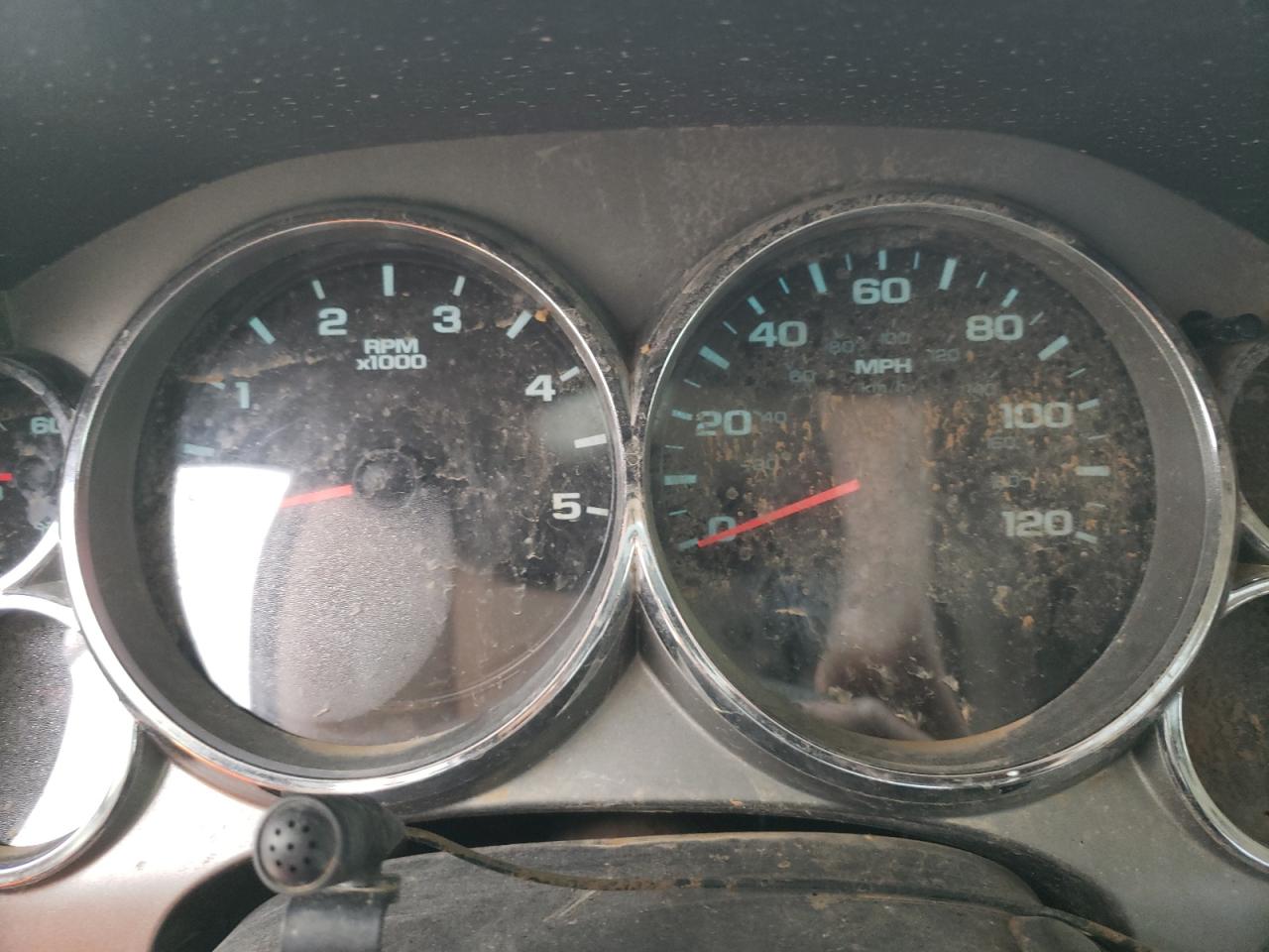 Photo 8 from auction – 2011 GMC SIERRA K35 with VIN 1GD322CLXBF183489