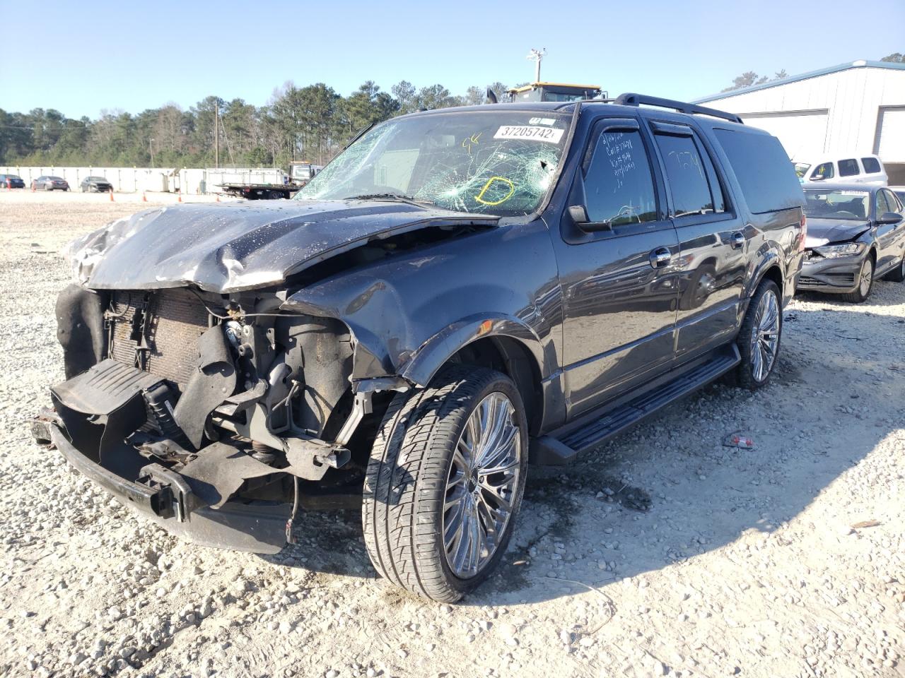 Photo 2 from auction – 2017 FORD EXPEDITION with VIN 1FMJK1HT6HEA69644
