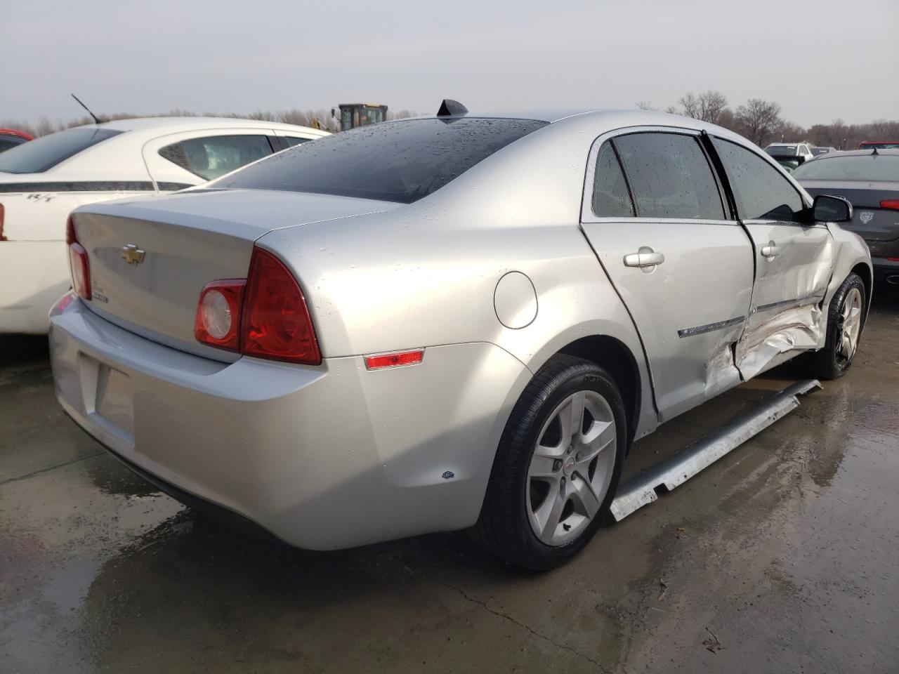 Photo 4 from auction – 2012 CHEVROLET MALIBU LS with VIN 1G1ZB5E01CF256827