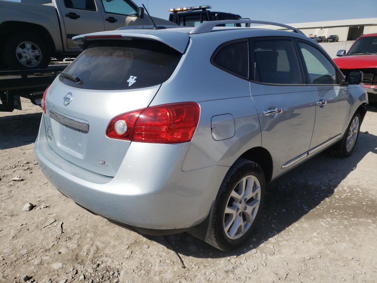 Photo 4 from auction – 2012 NISSAN ROGUE S with VIN JN8AS5MT6CW283557